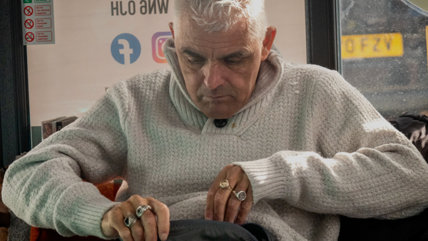 Fighting loneliness through cups of tea and conversation