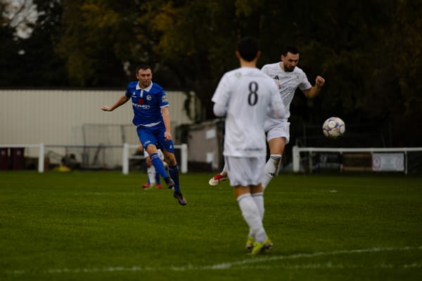 Kris Holt brace made it 4 wins in a row for Daisy